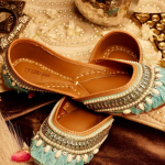 gulbhahar juttis jutti